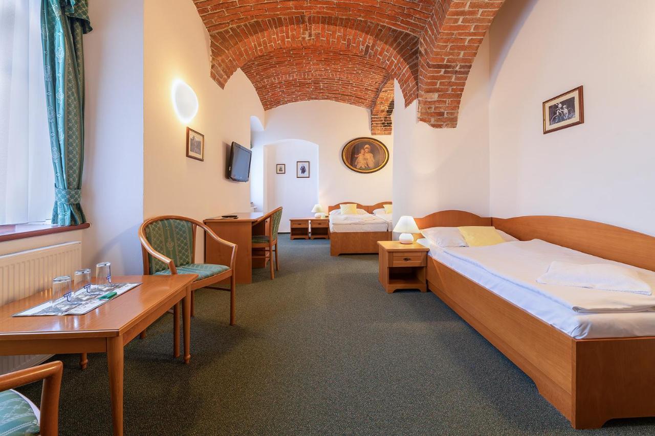 Hotel U Sladka Chodová Planá Exteriör bild