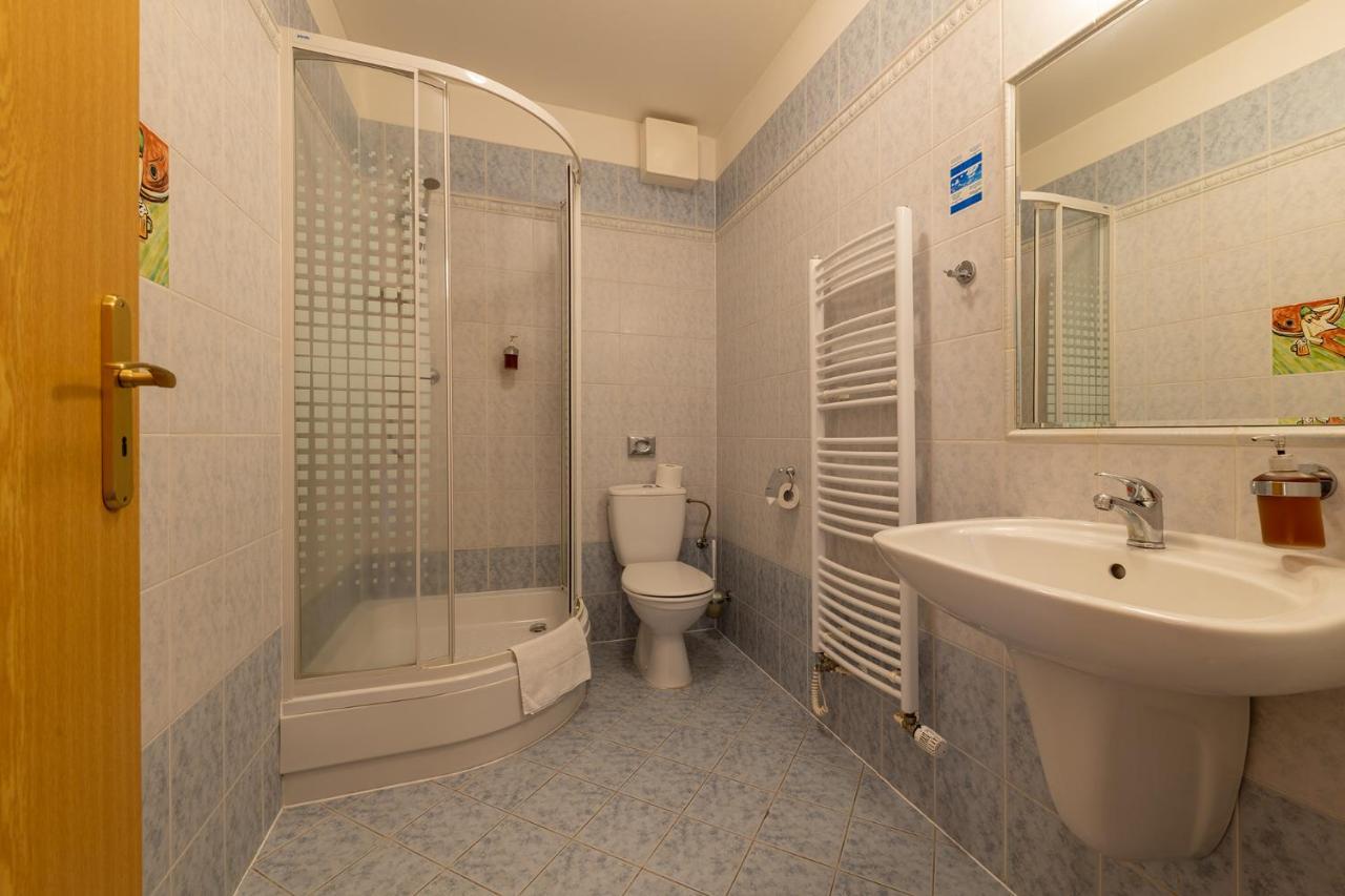 Hotel U Sladka Chodová Planá Exteriör bild